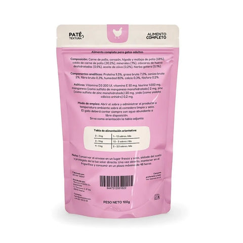 Alimento formato paté para gatos